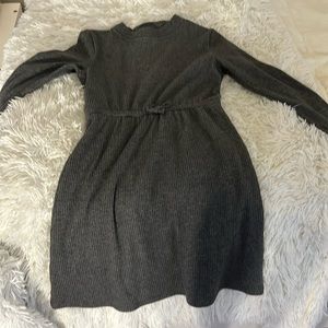 Super cute gray dress for parties